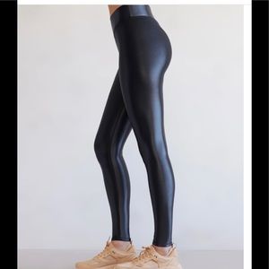 CARBON 38 Regular Rise Full-length leggings in Takara shine